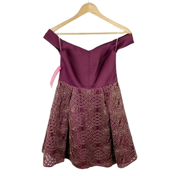 JUMP Apparel Maroon and Metallic Gold Lace Off-the-Shoulder Dress - Picture 2 of 7